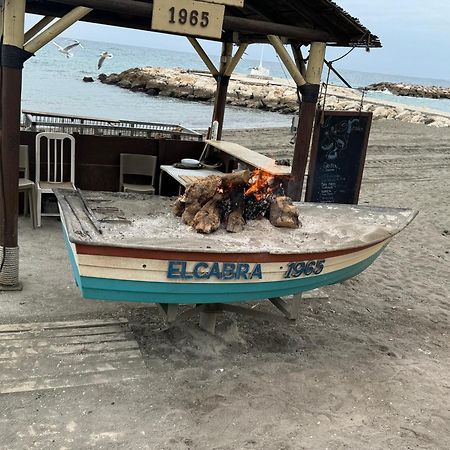 Malaga Beach, Pedregalejo Apt.4/6 2 Hab. Kültér fotó