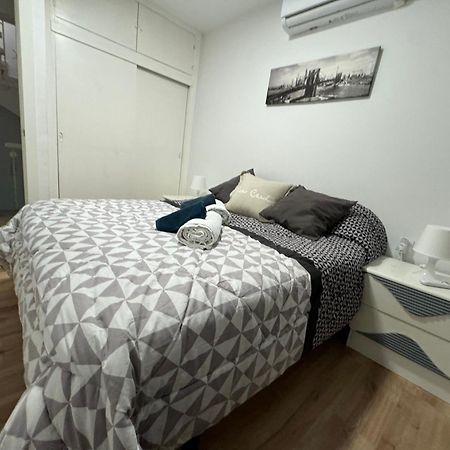 Malaga Beach, Pedregalejo Apt.4/6 2 Hab. Kültér fotó
