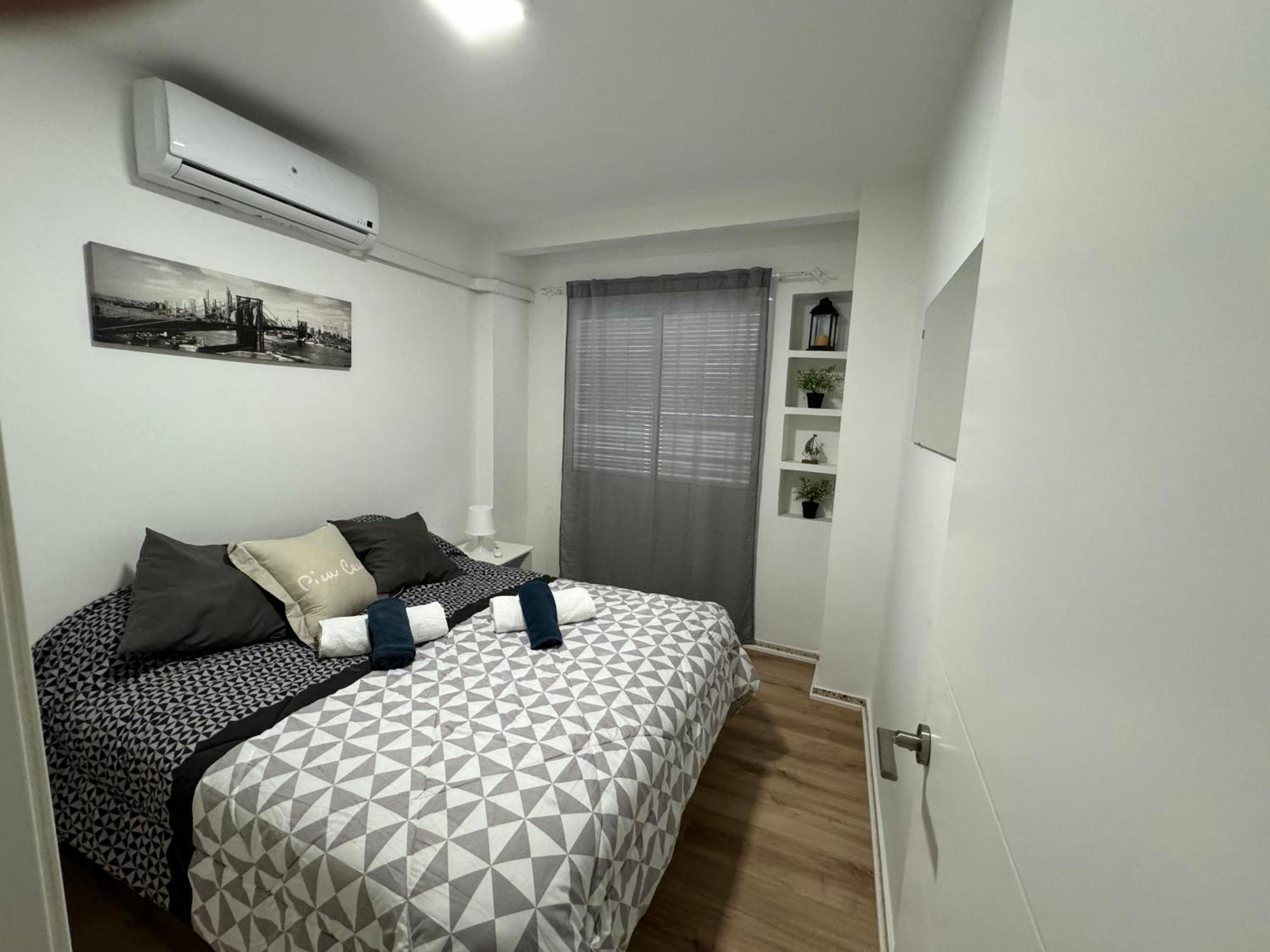 Malaga Beach, Pedregalejo Apt.4/6 2 Hab. Kültér fotó