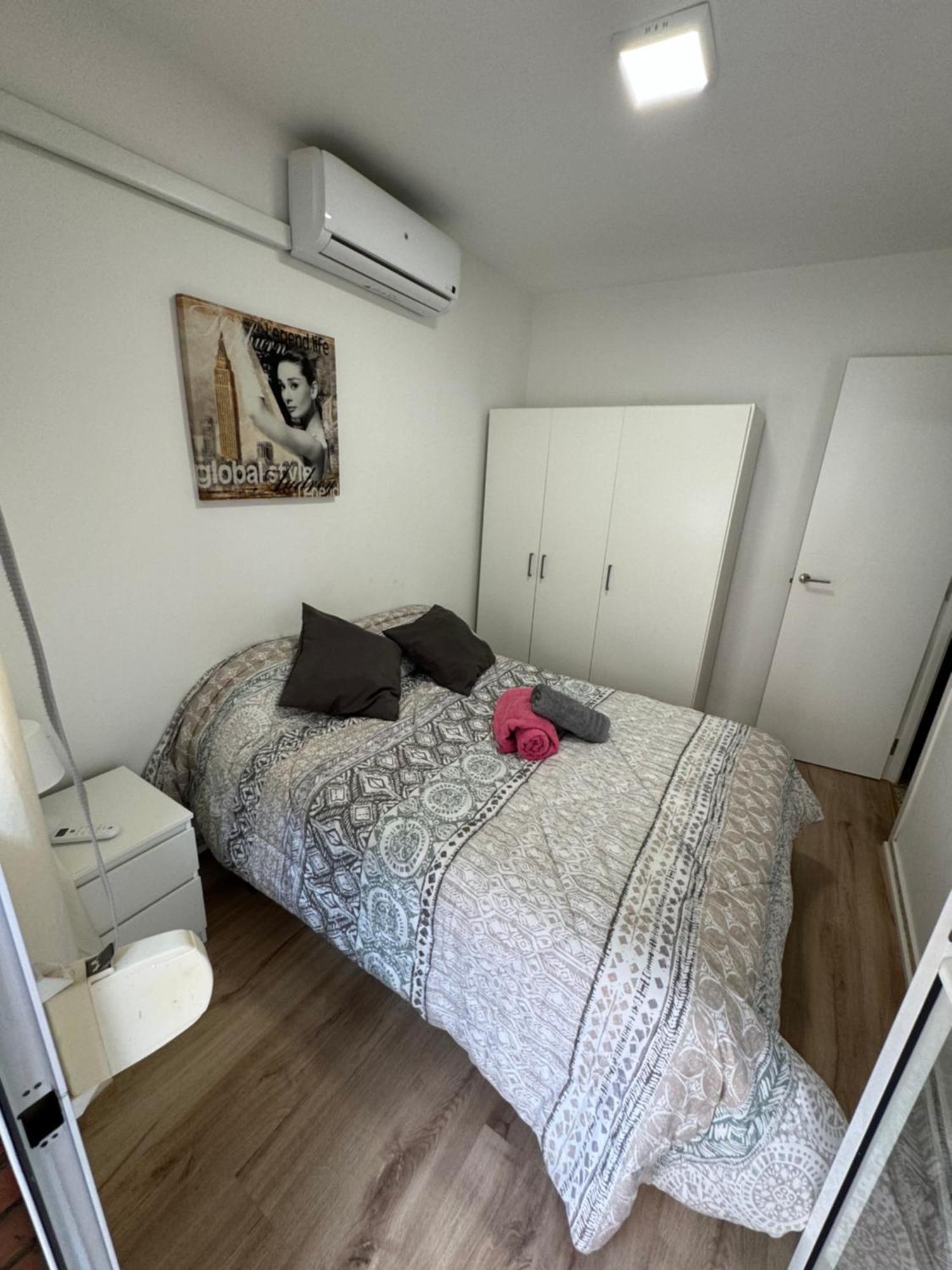 Malaga Beach, Pedregalejo Apt.4/6 2 Hab. Kültér fotó